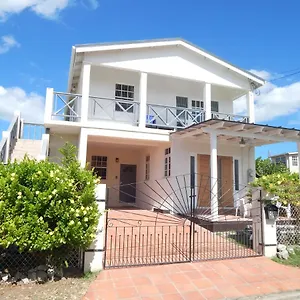heywoods-villa.comcaribbean.com/